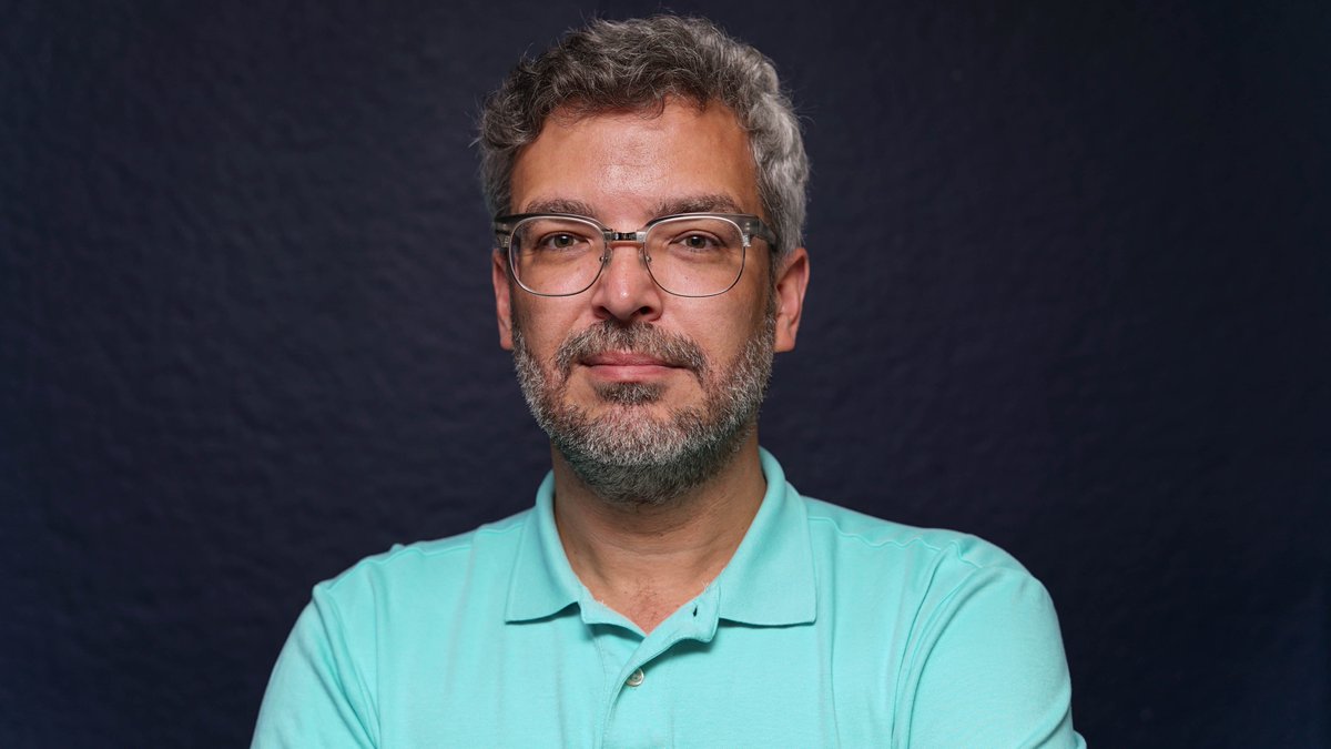 TEDxPointPark's tweet photo. An immigrant with a plan to be a farmer’s story turned into one that helped design one of the world’s most famous bridges: the Brooklyn Bridge. Mark shares the story of architect John Roebling &amp; the lessons learned from his experiences. Join Mark Sept. 14. https://t.co/l9KiVMQhrc