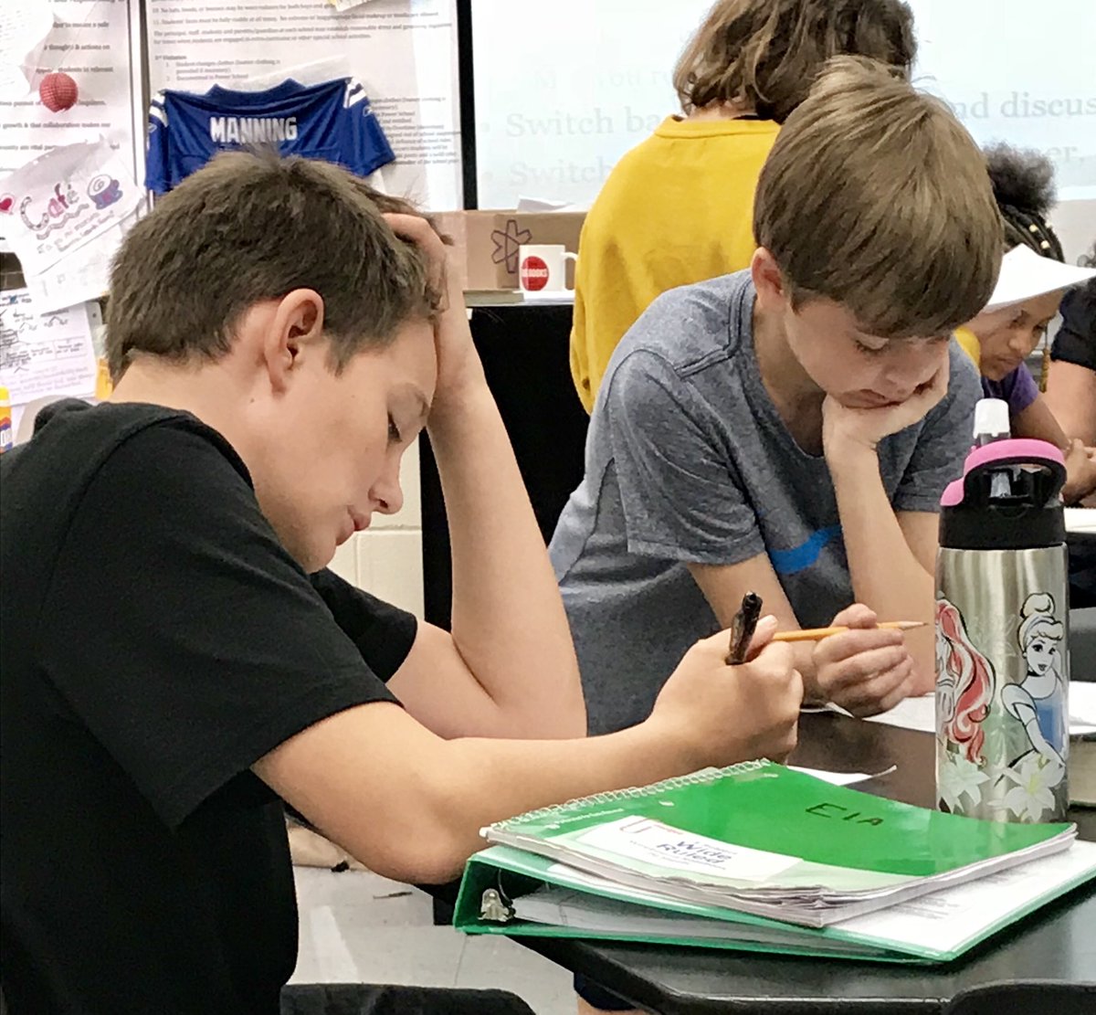 JTM_IB's tweet image. My day as a 6th grader: On to English class in the building. Peer editing on narrative writing in ELA class. Discussing the roles &amp;amp; responsibilities of editors and feedback recipients. Anchor text/model: Eleven by Sandra Cisneros. #shadowstudent