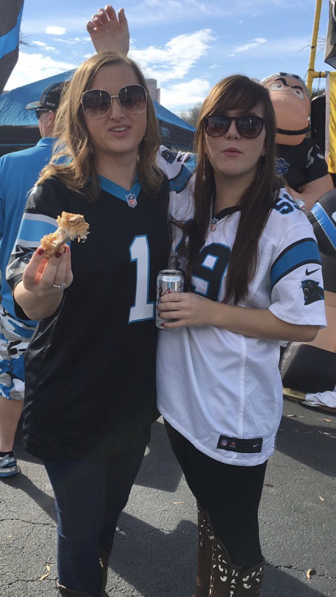 molly_frye's tweet photo. @Panthers Panthers, bojangles and beer. WE READY!!! https://t.co/tYKnBAEFOi