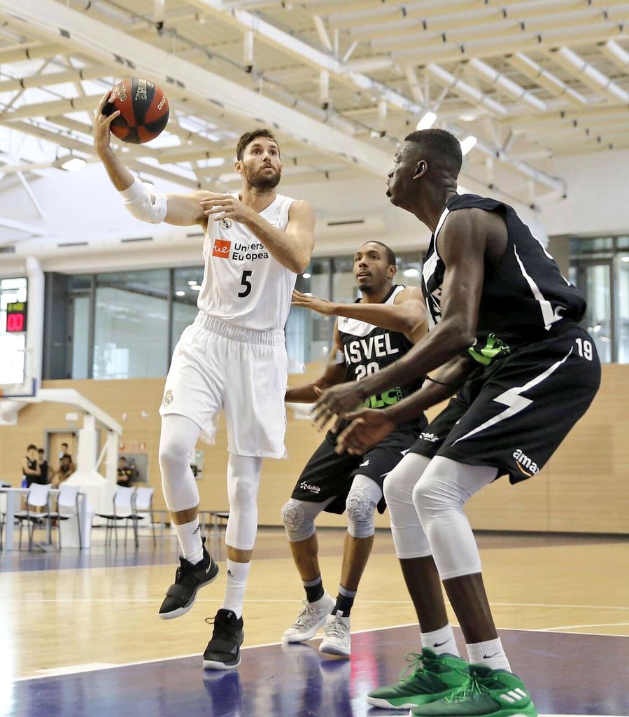 rudy5fernandez's tweet photo. La puesta a punto ha comenzado hoy. 🏀👊 https://t.co/Hd0Bz0OVEU