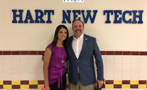 BBTBio's tweet photo. What does the first day of school look like in a #NewTechNetwork district? Follow @ELPASO_ISD Supt Juan Cabrera on school visits and read how #EPISD exemplifies the "active learning" at the heart of the district's strategy. https://t.co/M5HNNM7dDD #ntnleaders #pblchat https://t.co/bjt4nTGeDj