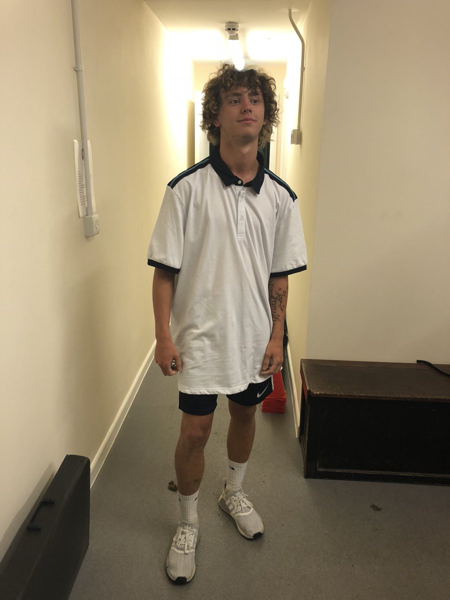 lymingtontownfc's tweet photo. Good training session tonight, we’re finally back at our own ground. A little special mention to Mitch Wood who won the worst trainer polo. #worsttrainer #XXL https://t.co/uBo6hA4P71