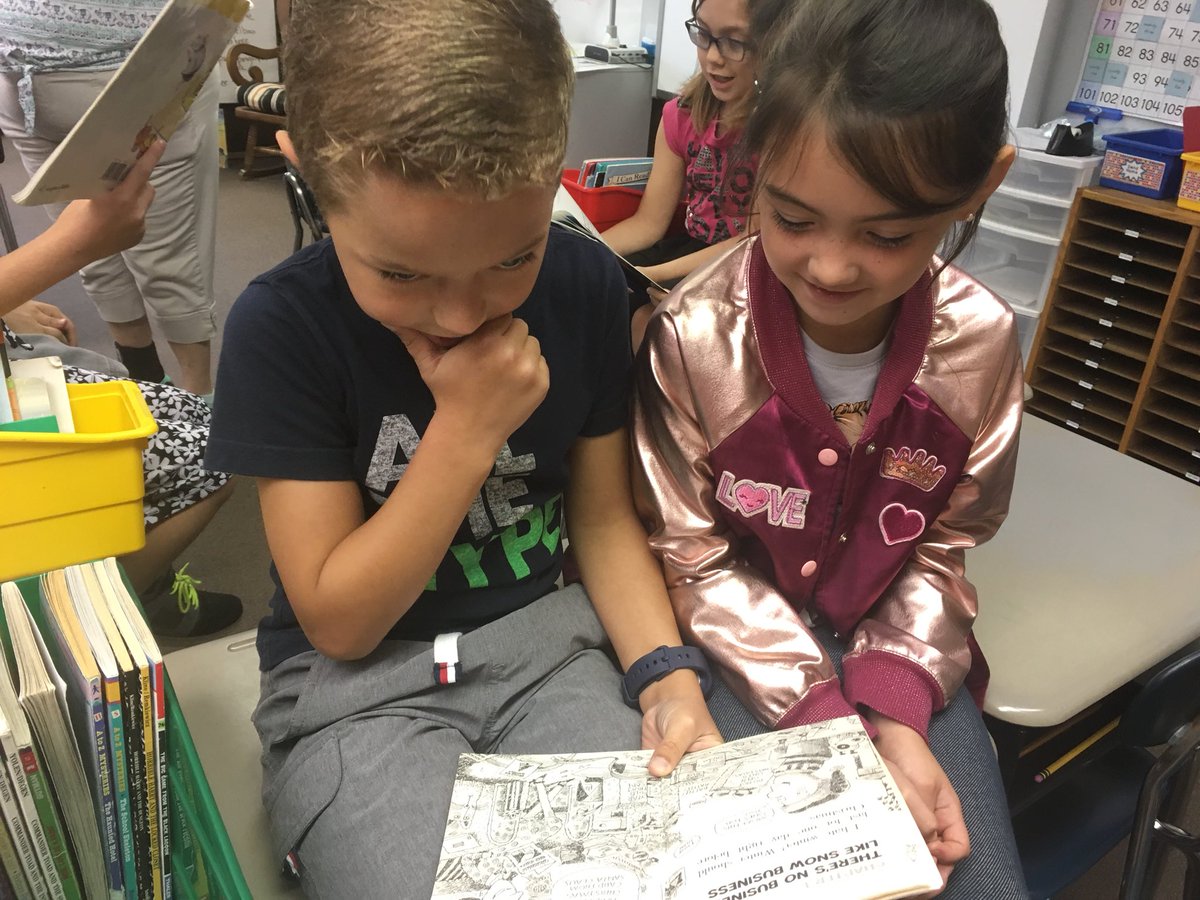 SHigginsBGCS's tweet photo. Practicing partner reading #EEKK #Super2nd @KaraffaAlyssa https://t.co/Pv3GJ1jDgD
