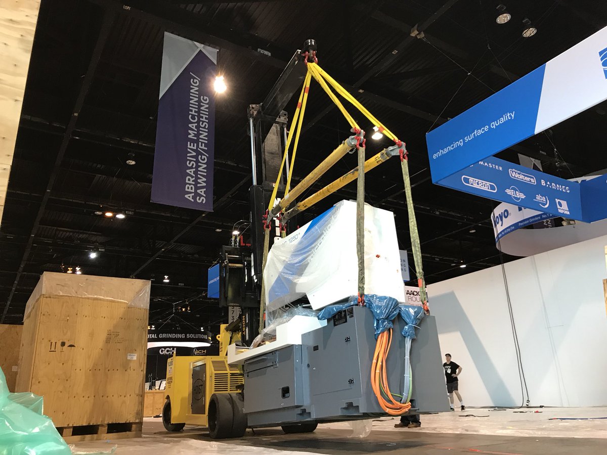 LapmasterIntl's tweet image. Successful Day 1! @IMTSchicago  #lapmaster #lapmasterwolters #precisionsurfacingsoultion