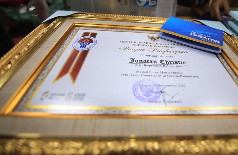 Thank you for the appreciation <a href="/imam_nahrawi/">Imam Nahrawi</a> 😊
#jonatanchristie #badmintonasiangames2018 #asiangames2018