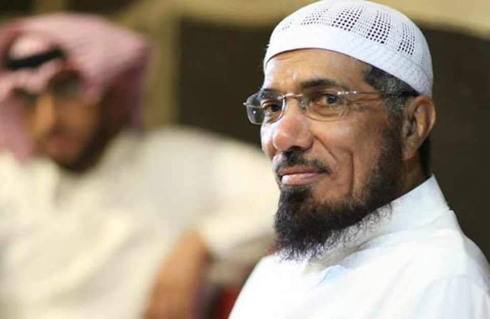 fahod1124's tweet photo. تعرف علي حكم المحكمة الصادر بحق الارهابي سليمان العودة 
وما هي كانت رد فعل سليمان
من هنا  https://t.co/dMLh7zOsP4

 التفاصيل كاملة  https://t.co/dMLh7zOsP4

#سلٍمان_العُوده_ارهاَبيا https://t.co/8Qul3Guzom