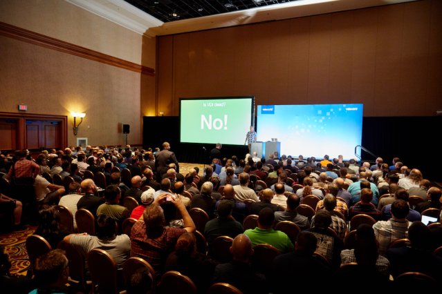 calmo's tweet photo. All VMworld US sessions now available on-demand! https://t.co/Un0bHiDH3U https://t.co/eADdjs3VpL