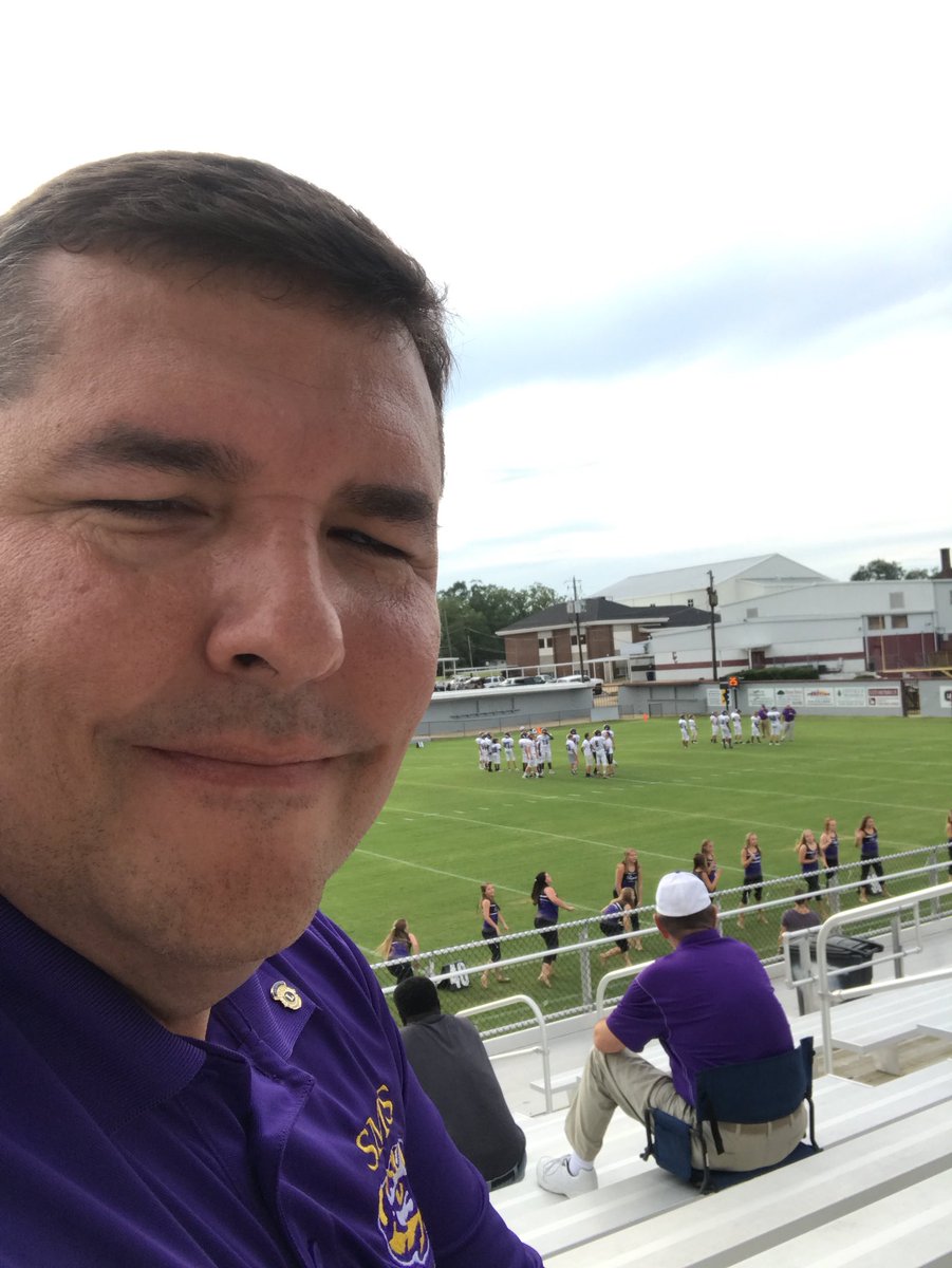 PrincipalCook's tweet photo. Getting ready for Southside Middle football. Beautiful day. Go Tigers, so proud of you. https://t.co/YXZftQ5vbM