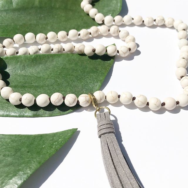 shopsaltvine's tweet photo. END OF SUMMER SALE!  Check out all the new stuff we added to our End of Summer Sale starting today!  Including this Stone And Suede Tassel Necklace - free shipping in the US!  #sale #salenow #tasselnecklace #necklace #boholuxe #jewelry #bohemianfashion #bohofashion #bohostyl… https://t.co/R5R9oBNo8w