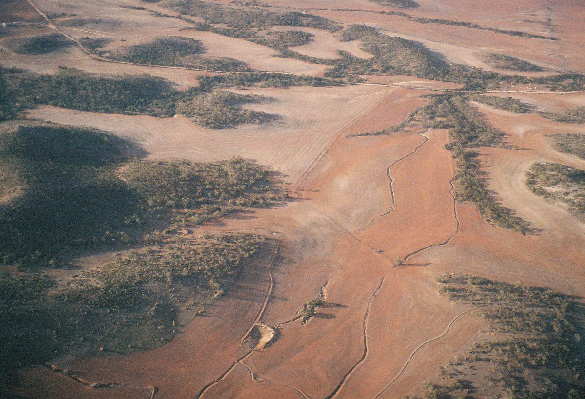 DryWinterMov's tweet photo. Aerial shot of the surrounding landscape of Cowell, South Australia #EyrePeninsula #SouthAustralia https://t.co/MGS20badBU