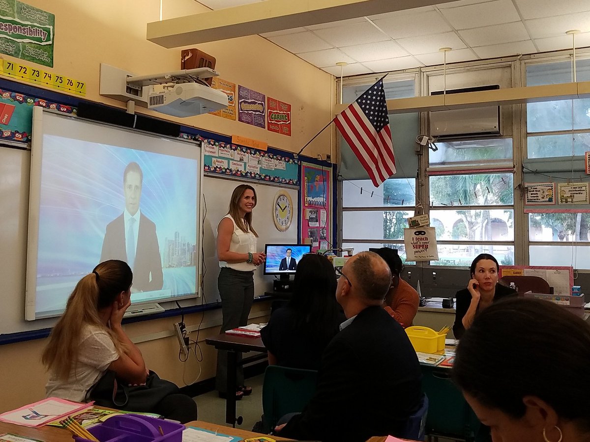 MDCPS_Treasury's tweet photo. Open house @Sunset_Elem. Learning how our students learn. #mdcpsopenhouse https://t.co/a3nvTHmh6j