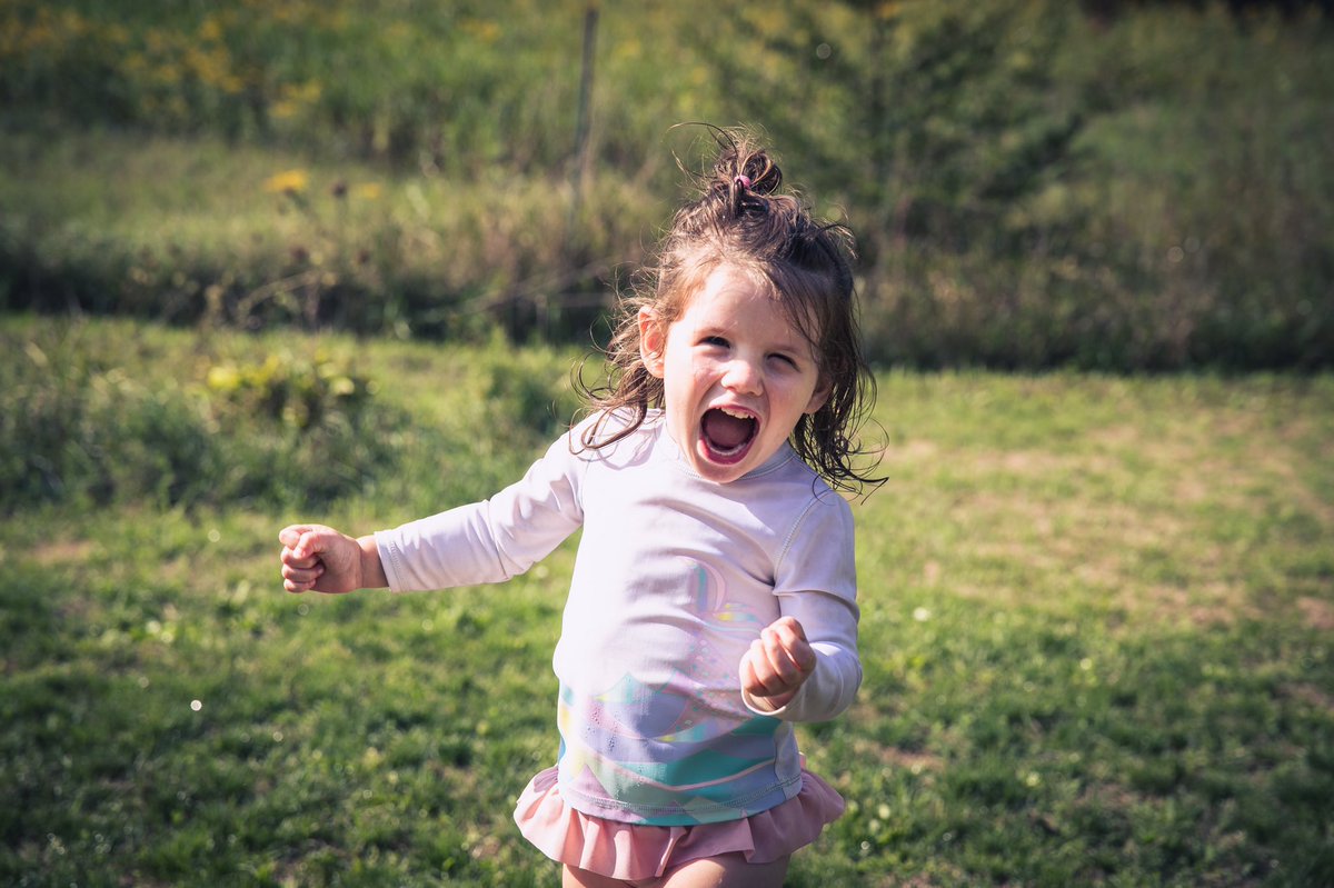 How we feel about our upcoming tour #babyruby #musicianmom #canadiantour #easttowest