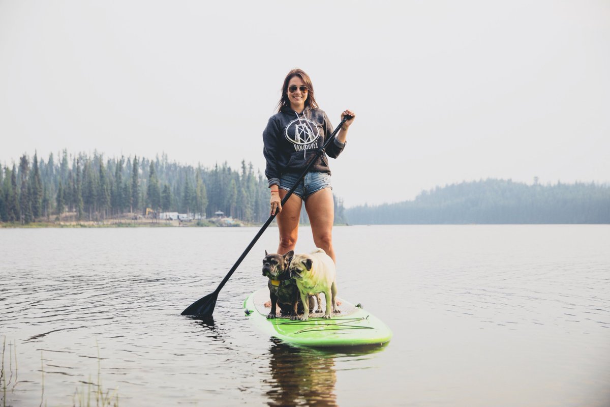 OleOriginals's tweet photo. Repeat after me: "Summer is not over". (But maybe you should get an #oleoriginals hoodie?) #yvrhoodie #yvrlocal #Vancouver
Thanks Samita, Vanessa, Paavo and Ugo for the sweet pic. https://t.co/7AuoTtndTj