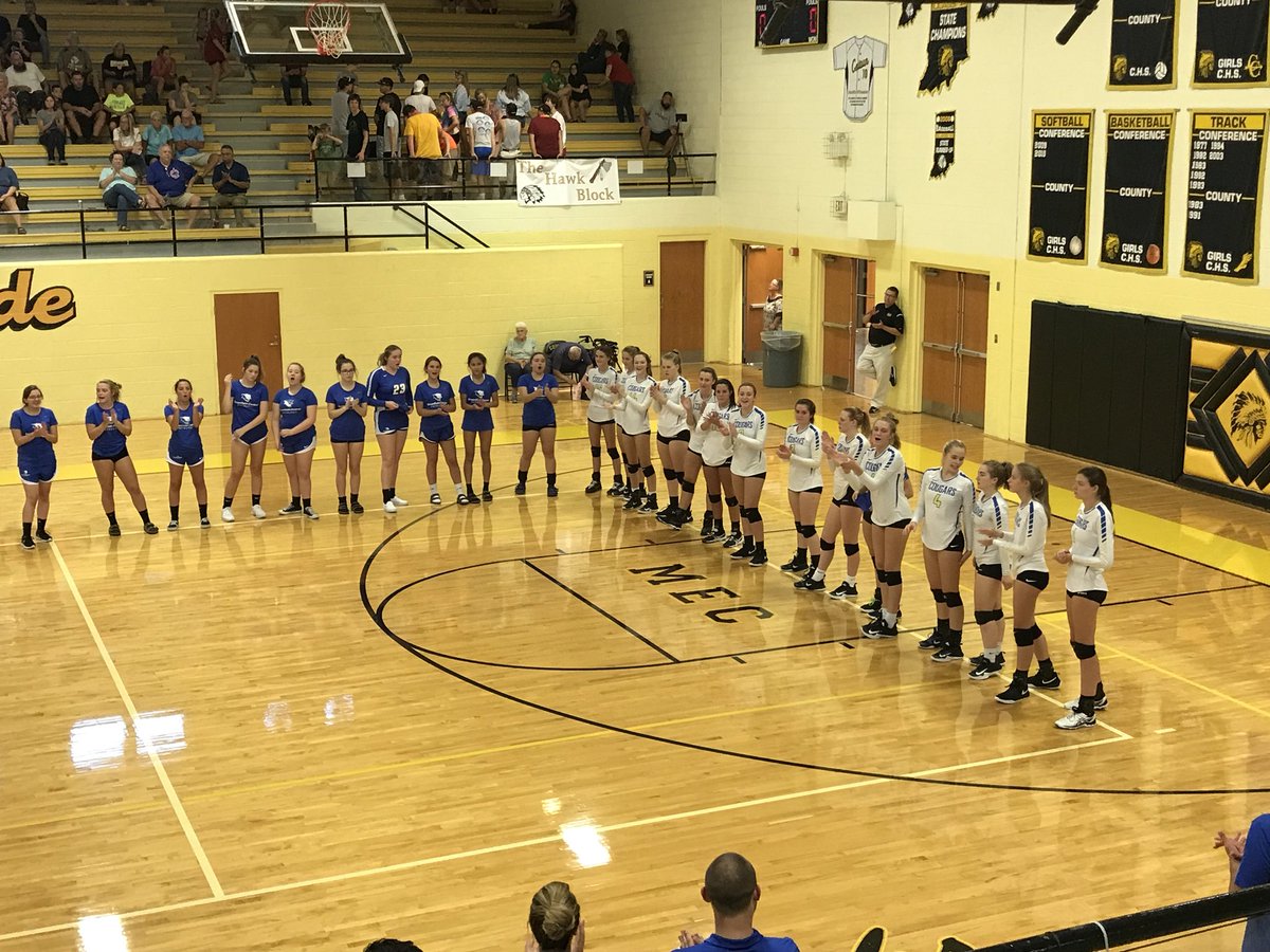 GCcougarsVB's tweet photo. Game Time! JV beat Cowan 2-0 (25-11,25-11) Varsity is out for a W tonight! https://t.co/kt1DvLy7Zk