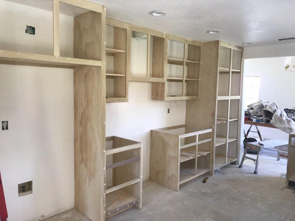 DM_REsolutions's tweet photo. So close to finishing my first fix and flip! Just need to get those counters put in place. We sure cleaned this kitchen up nice 😝. Give me feedback, how do you think we did so far?
#realestate #realestateinvestor  #fixandflip #kitchenflip #probate #rentalproperty #rentals https://t.co/iTWxC0TWuo
