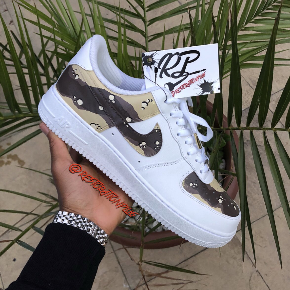 rp_plug's tweet photo. 1,2,3 or 4 which one are you picking ?
•
•
•
Follow @RestorationPlug ⬅️
#airforce #airforce1 #customsneaker #customtrainers #trainers #customshoes #nike #sneakers #airforcecustom https://t.co/CD15mnYu1A