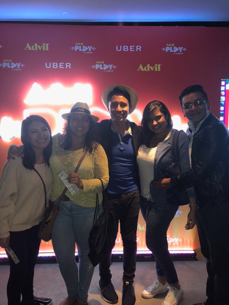 zebi107's tweet photo. En conciero inesperado para ver a @SebastianYatra y su rolón Por Perro gracias a que digo #StopAlDolor con #AdvilPlayConUber https://t.co/MrryckFOwn