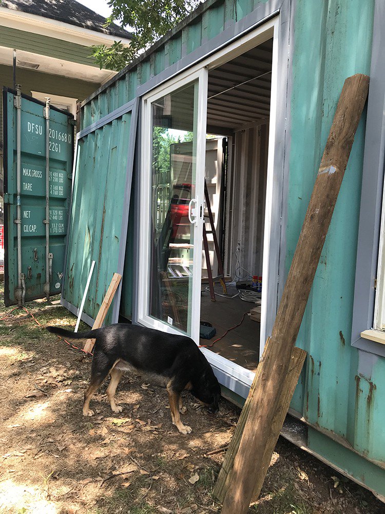 Modern_Blox's tweet photo. #TravelTuesday We go to Atlanta, Georgia where this WonderWoman Wanona Satcher(@wajisa) with her non-profit Rejuve is building their first prototype #ShippingContainerHouse as a showpiece for major philanthropic and public policy organizations 🙌🏼 https://t.co/cgLWrne6Ao