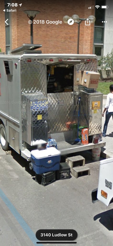 31st &amp; Ludlow Sts <a href="/DrexelUniv/">Drexel University</a> these trucks are disgusting.