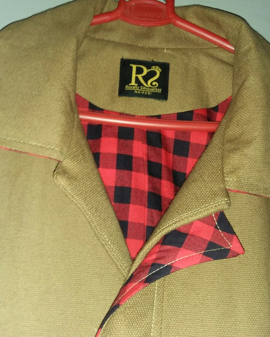 ke_royalty's tweet image. Details details details. Our toggle duffle coat for that scruffy look #royaltysilhouettes #toggles #togglecoat #dufflecoat #maasaishuka