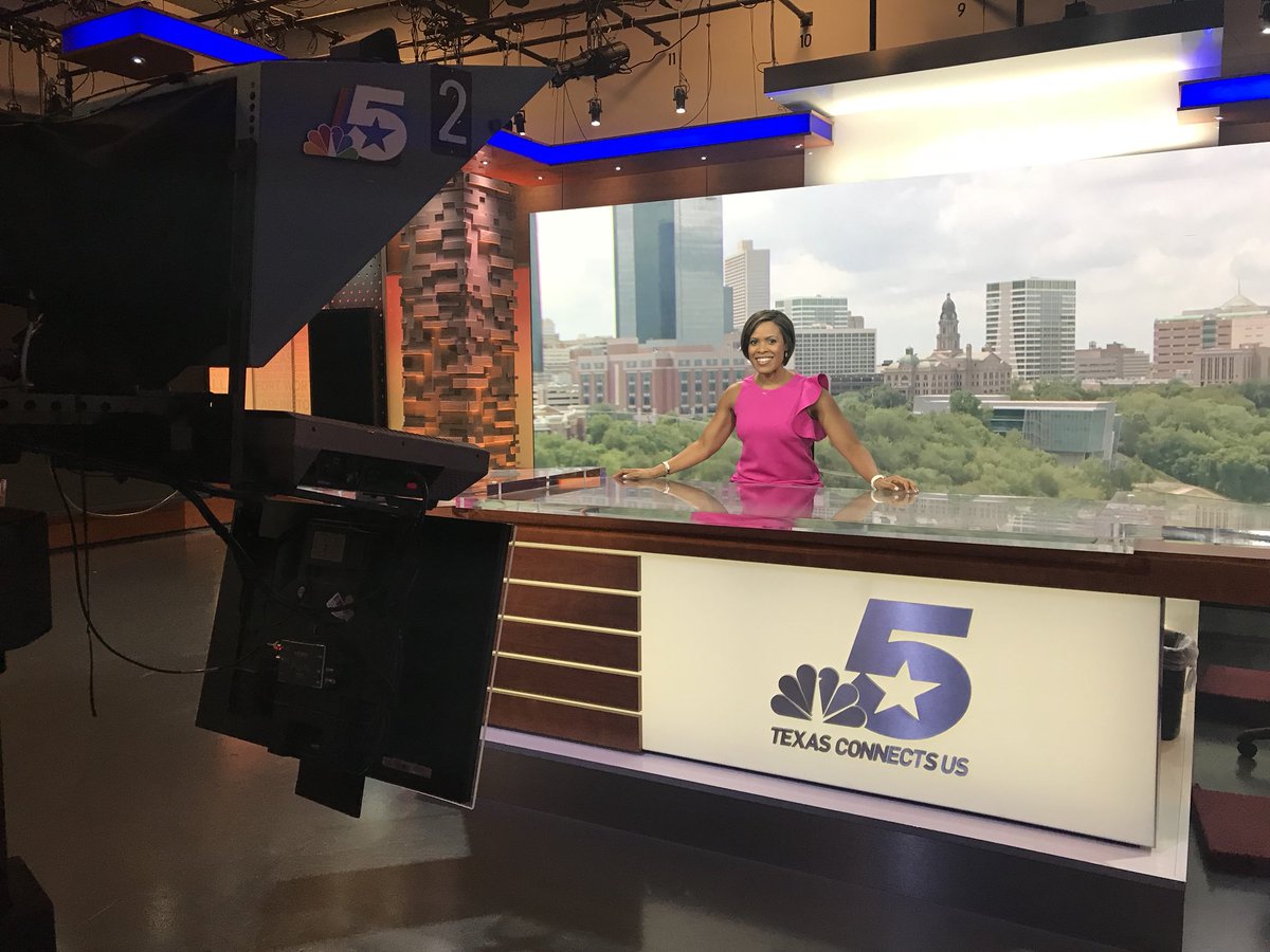 𝙻𝚊𝚞𝚛𝚊 𝙰. 𝙷𝚊𝚛𝚛𝚒𝚜 tweet media