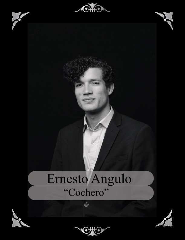 Ernesto Angulo y Sergio Enciso son los cocheros en #ElCaballeroDeLaRosa 🌹. Mañana es la penúltima función de esta ópera de Strauss. ¡No se queden sin verla!