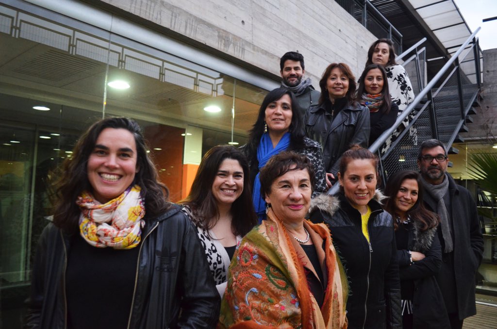 Somos la #RedCiudadFutura especialistas de diversas áreas, reunidos para abordar la planificación de nuestras ciudades de forma global. Buscamos construir territorios inclusivos, sustentables, con equidad de género, salud y seguridad como foco central ¡Bienvenidos!