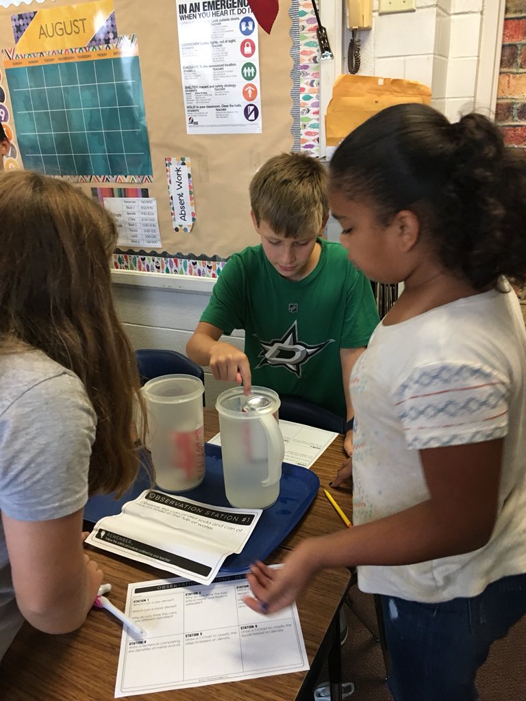 booklove717's tweet image. Density observation stations led to some great conversations today. #sinkorfloat #thatisthequestion #lherocks