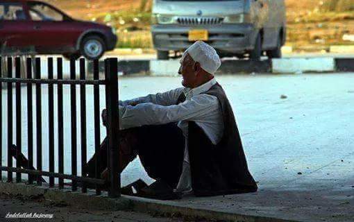 HaninAl123's tweet photo. كانت  تراجي في شبوب سحابها ..
 عبيت على مارس و مارس فات💔 https://t.co/ci8zYUSvCe
