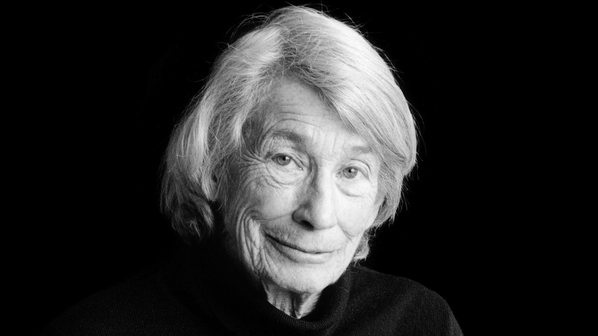Regina_Kenney's tweet photo. Someone I loved once gave me a box full of darkness. It took me years to understand that this too, was a gift.

― Mary Oliver

#Poetry https://t.co/j7QZO5eyLk