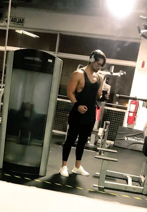 jOrGeNightWing's tweet image. Seguimos por el objetivo #fitlife #Energia #bodytech #gymtime