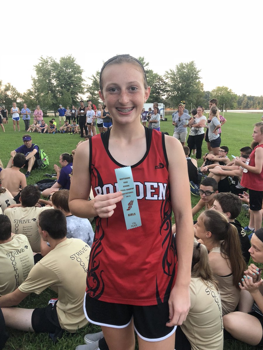 GeltmakerLiz's tweet photo. Borden girls finish 6th and boys finish 4th at the 18 team Scottsburg Invite. Top 25 finishers were Gavin Just (7th), Lody Cheatham (16th), McKenna Ray(17th), and Sterling Mikel (25th). @bordenathletics https://t.co/Dox64QDm8e