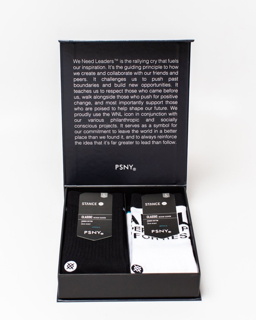 ⚪️NOT FOR RESALE⚫️
#StanceAnthem proudly presents a limited edition collaboration with <a href="/PublicSchoolNYC/">Public School</a>, featuring two designs drawing from Public School's predominantly black &amp; white palette. 
bit.ly/PSNYStance