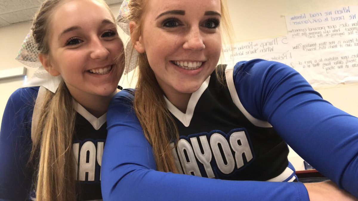 NataleeHenke's tweet photo. Happy birthday to one of the prettiest girls I know! Hope 17 treats you well, love you 💗 https://t.co/Pl5CRsqsqd