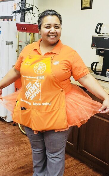 ThdPostRd's tweet photo. Bright ORANGE π Day at Post Rd π§‘π₯π#D239SW @ThdLucasT @BPlantenberg https://t.co/Zxqb0qOL2U