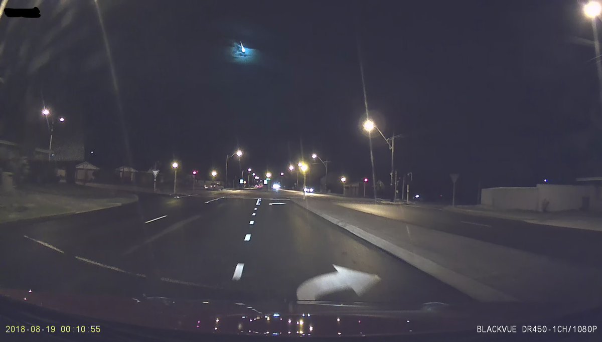#PERTH DO YOU KNOW THIS INTERSECTION? Our team are hunting hard for the location of the #meteorite but need to know where this is to find it! We kindly had this vid uploaded to the researchers, but no other details! #Pleasehelp #perthnews @CurtinMedia 🙏☄️😃