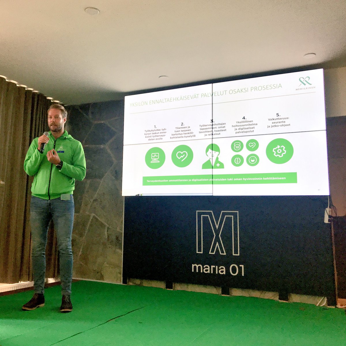 JussiHerlin's tweet photo. Miten saadaan positiivisen, motivaatiopohjaisen mikrotehtäväohjelman (@getyouapp #BalancePerformance) piiriin ne, jotka sitä OIKEASTI tarvitsevat, pohtii yhteistyökumppani @MehilainenOy:n Ossi Laukkanen. #työhyvinvointi #tapamuutos https://t.co/YTzKlzGgSx