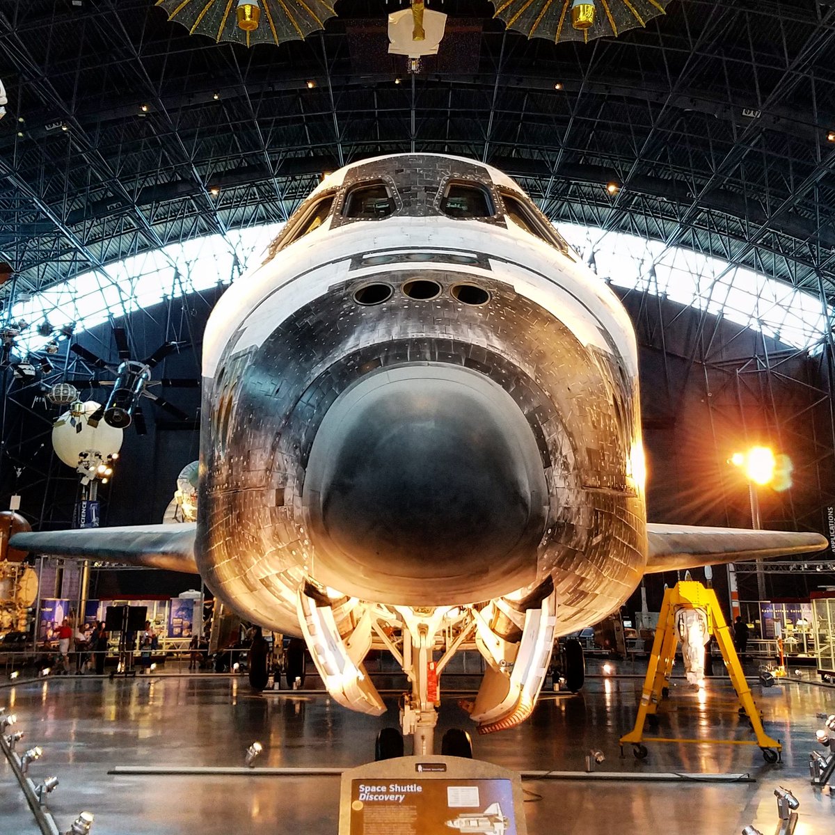 Space Shuttle Discovery, Udvar-Hazy Center, Smithsonian National Air and Space Museum <a href="/airandspace/">National Air and Space Museum</a>