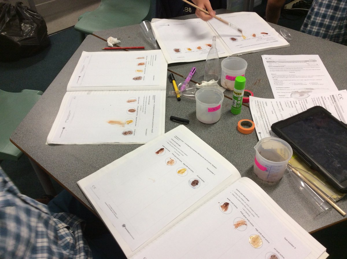 sdenm33's tweet photo. Science - year 4 checking for smudge resistance 
(Ochre &amp; water, oil, egg, pva) https://t.co/4N5SK61Esu