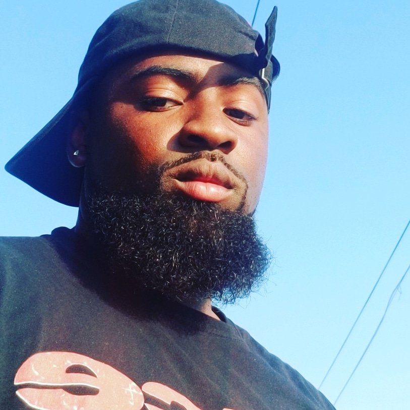 HuntMion's tweet photo. #BlackTwitter #New #1stpost #welcome https://t.co/4WbfTqNQ5n