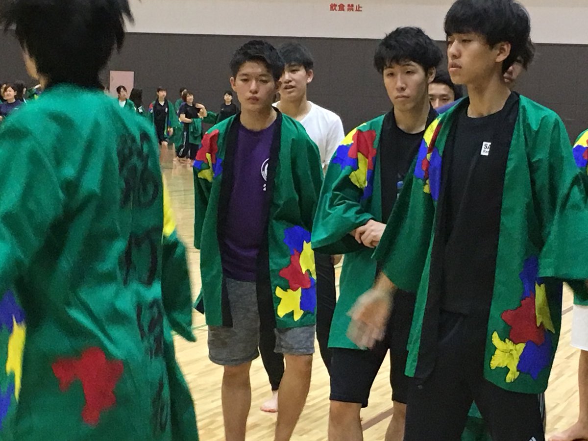 sapporo_sports's tweet photo. 三フェスまで残りわずか!ここからギアマックスで当日に臨みます!
演舞の仕上がりも上々ですね。
ぜひぜひグリーン、龍灯緑花にご注目下さい(^ ^)
#三フェス
#グリーン
#龍灯緑花
#2TB
#1TB
#2SK
#2SQ
#1AA
https://t.co/URcxSVjHXO https://t.co/0lydXfO3dM