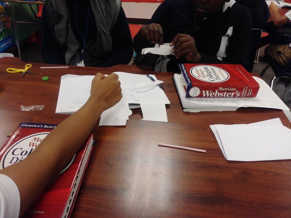 ELARwithApril's tweet image. STEM Challenge: Lifesaver Cars
#Teambuilding #DesignandCreate
#IAMKMS