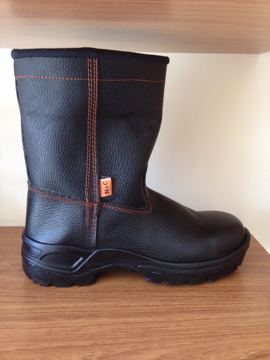 caspersuca's tweet image. Botas de seguridad para soldador N&amp;amp;C #5Sep #FelizMiercoles