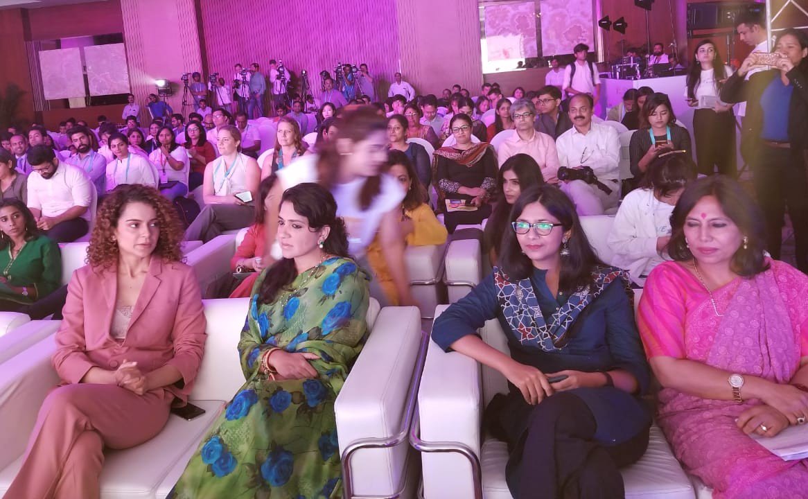 VandanaSsingh's tweet image. Alibaba Foundation &amp;amp; #UCWeb &quot;Global  XIN Philanthropy Conference 2018&quot; on education, child protection and women&apos;s empowerment !!

Panel : Gul Panag @GulPanag , Bollywood actress Kangna Ranaut, DCW chief @SwatiJaiHind &amp;amp; BJP spokesperson Shaina NC 

 #LoveAndInfinity