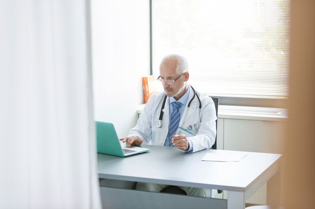 OpusLine's tweet photo. Lancement par Europ Assistance de MyClinic (services de consultations, accès illimité à BewellCheck-up, stockage des données de santé au sein d'un carnet de santé numérique https://t.co/NH774dpHuq https://t.co/YJkuuNJmfC