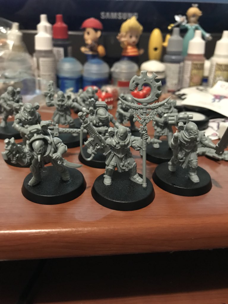 wildvulture's tweet photo. Last day of vacation! Got a haircut, did laundry and watched Beyond the Gates, a horror movie based around a haunted VHS board game. It was goofy fun. I also put together Deathwatch Kill Team Cassius and a squad of genestealer cultists from #novaopen2018! https://t.co/MQkjMkpGhm