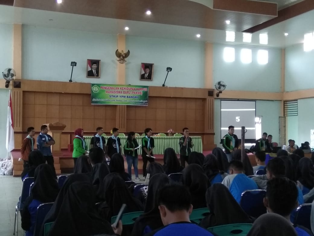 MapalaMataAngin's tweet photo. PRESENTASI MATA ANGIN di PKKMB STKIP YPM BANGKO 2018 sukses...!!! https://t.co/valVeUx82R