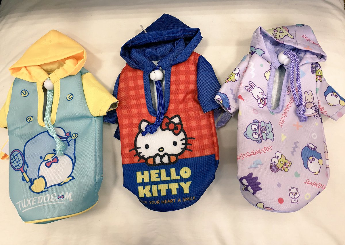 かずねこ50号 على تويتر しま ら パーカー型のペットボトルカバー 可愛い サンリオ キティ タキシードサム けろっぴ ばつ丸 ポチャッコ チアリーチャム コロコロクリリン ポムポムプリン マロンクリーム