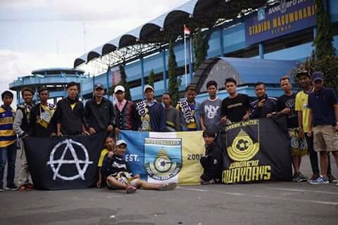 Suwun dulur #AwaySleman #UltrasGresik