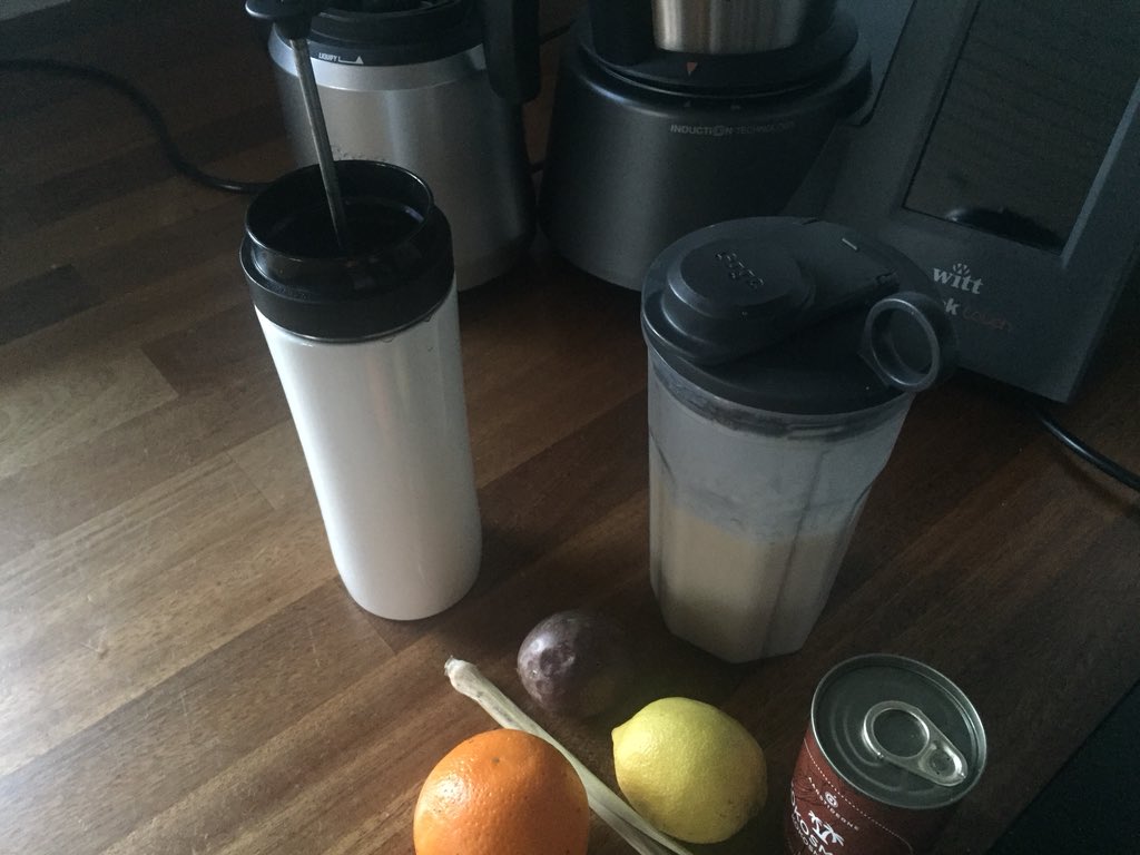 millerdezign's tweet photo. Going on a long ride today๐
Good energy>>
#Smoothie > #BosstoGo > #Sage
+
#FrenchPress > #CoffeetoGo > #Espro
๐๐โ๏ธ๐ฅค
Musthave in every kitchen https://t.co/pCH1RiP2S2